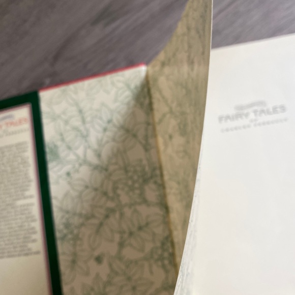 VINTAGE Fairy Tale book Charles Perrault Complete - Picture 6 of 8
